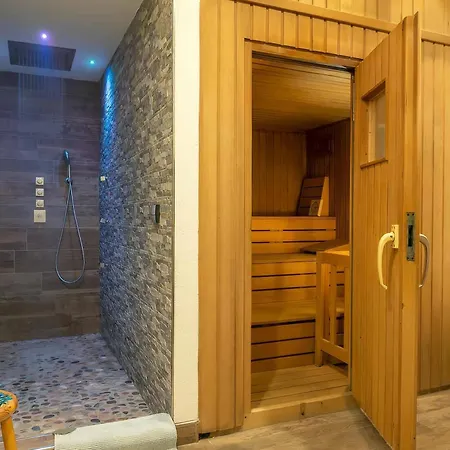 Appart hôtel Lorella *