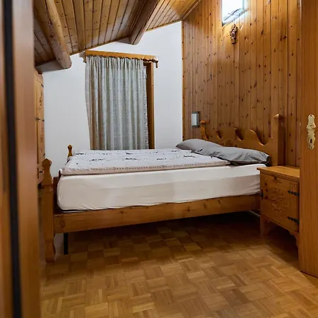 Aparthotel Lorella *