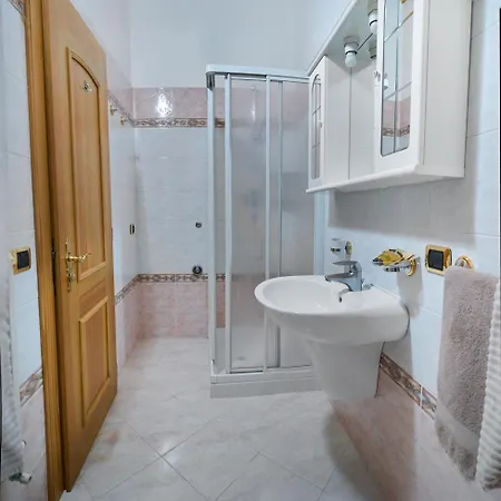 Lorella Aparthotel *