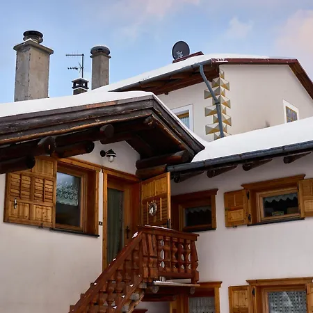 Lorella Aparthotel *