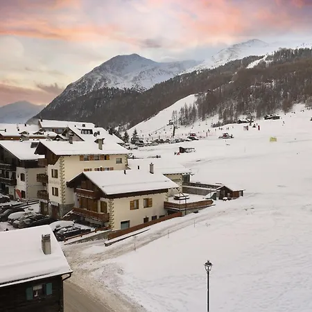 Lorella Lägenhetshotell Livigno